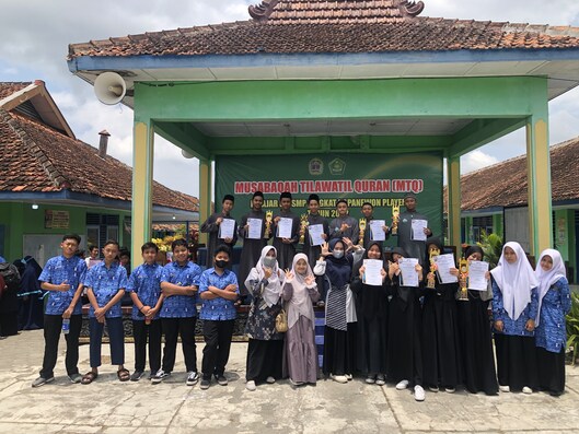 SMP Muhammadiyah Al Mujahidin Meraih Juara Umum MTQ Tingkat Kecamatan Playen Tahun 2022
